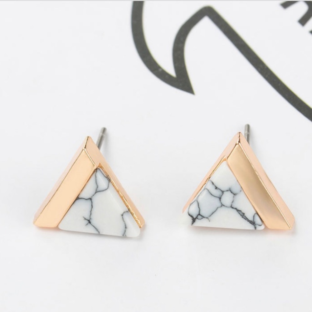 Geometric marble tone studs